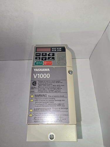 Variador Yaskawa V1000 1hp 220v Cimr-vu2a0004faa (Usado)