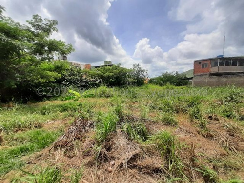 Imagen 5 de 6 de Venta De Terreno En La Av. Acosta Carles, San Juan De Los Morros, Guarico. 23-4956 /0424-3392775