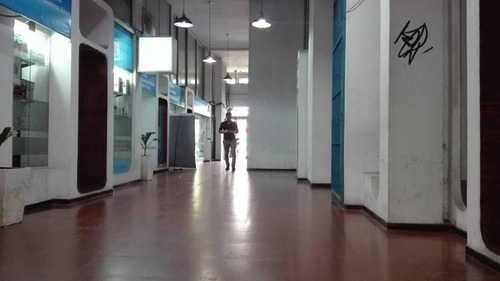 Imagen 9 de 18 de Oficina En Venta En La Plata | Avda. 7 E/ 48 Y 49