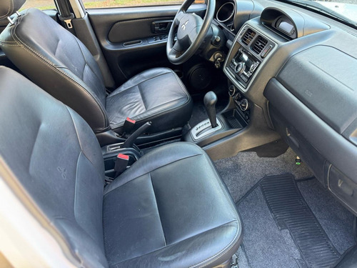 Mitsubishi Pajero TR4 2.0 4X2 16V 140CV FLEX 4P AUTOMÁTICO