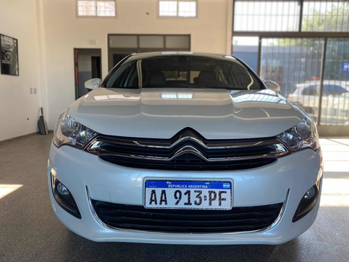 Citroën C4 Lounge 2017 1.6 Hdi 115 Feel Pack