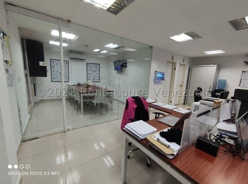 Imagen 18 de 21 de Edificio Industrial / Comercial Venta El Llanito 23-6280 Eva Castillo 0414.3067220