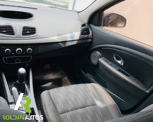 Renault Fluence Confort 1.6 4p N