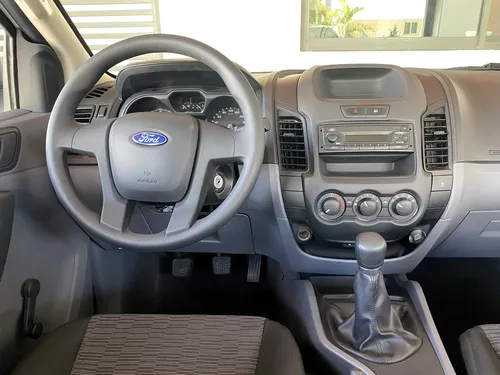 Ford Ranger 2.5 Xl Cabina Doble Mt