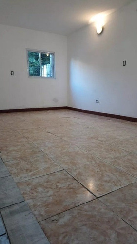 Imagen 4 de 10 de Casa Ph De 3 Ambientes En Venta - Ituzaingo Norte