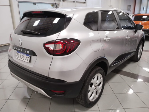 Imagen 6 de 25 de Renault Captur 2.0 Zen 2019, Concesionario Oficial Lp