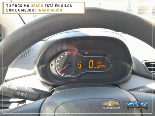 Imagen 13 de 19 de Chevrolet Prisma Joy 2017 Gris Plata 4 Puertas