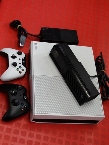 Xbox One De 500 Gb Dos Controles Y Kinect    Negociable