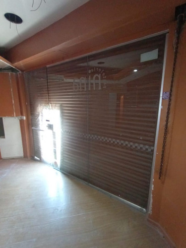 Imagen 6 de 11 de Local En Alquiler En Caseros