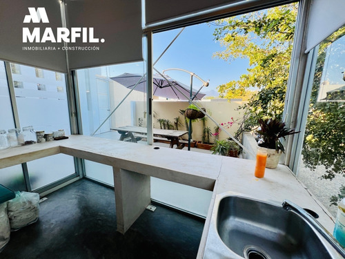 Casa En Venta Ideal Para Negocio / Oficinas En Esmeralda Norte Colima