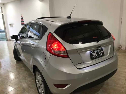 Ford Fiesta Kinetic Design 1.6 Design 120cv Titanium 2011