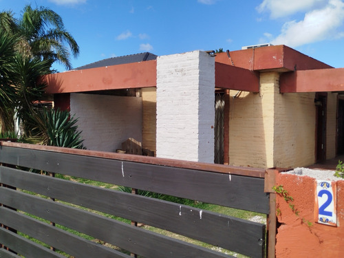 Playa 1 Cuadra Fin De Semana $4900 Enero 135 Dolares A Dos Del Superdevoto Rambla 2 Baños