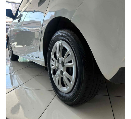 Chevrolet Onix 1.0 MPFI LT 8V FLEX 4P MANUAL