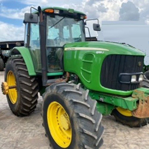 Trator John Deere 6165 J Ano 2013