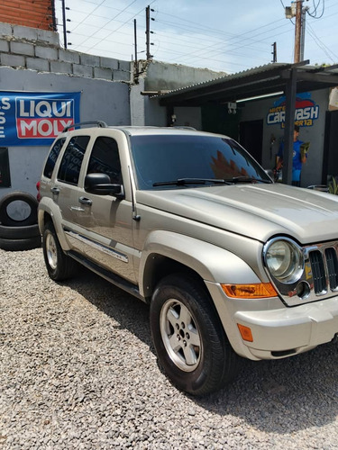 Jeep Cherokee Liberty 2006 Automático 4x2 Kj
