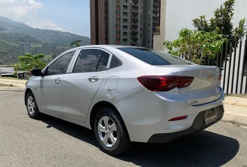 Chevrolet Onix 1.0t Lt At