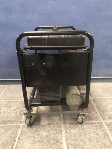 Generador De Luz Briggs & Stratton Intek 305 De 10 Caballos (Usado)