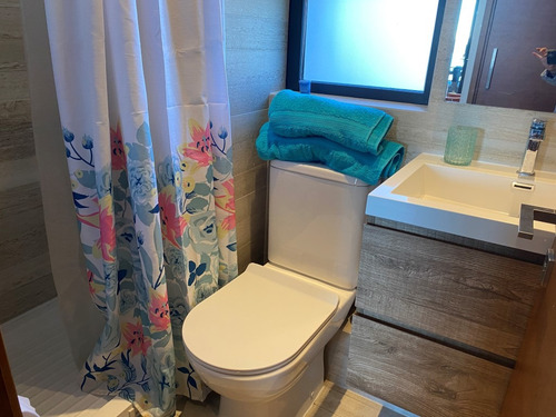 Departamento Frente Al Lago Con Playa Privada