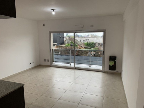 Imagen 8 de 30 de Impecable Dto 2 Ambientes Balbin 400 San Miguel Amenities