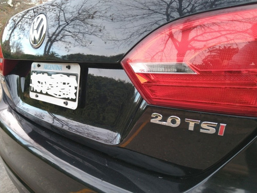 Imagen 4 de 11 de Volkswagen Vento 2.0 T Fsi Sportline Dsg 2011