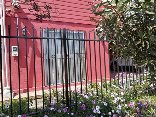 Casa Venta 5 Dorm 3 Baños. Cerca Tottus (72677)