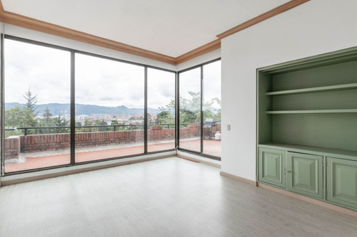 Apartamento En Venta En Bogotá Cerros De Niza. Cod 8561