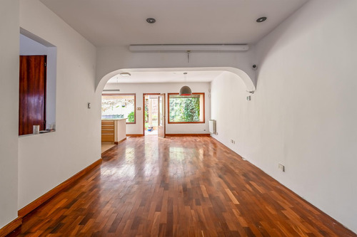 Excelente Casa - 5 Amb - Piscina - Parrilla - Suite - Belgrano R