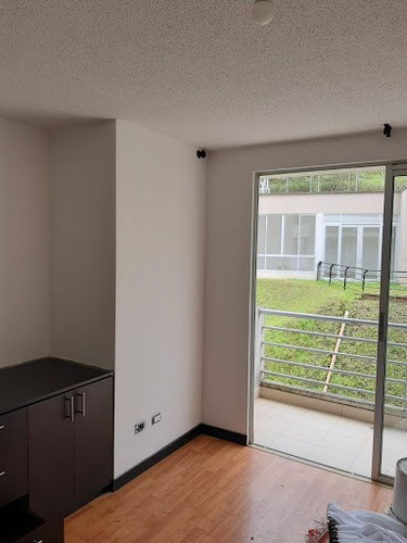Imagen 3 de 13 de Apartamento En Arriendo La Sultana 279-16022