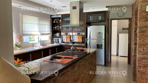 Imagen 10 de 30 de Casa En Venta Ubicado En Santa Catalina, Villanueva, Tigre