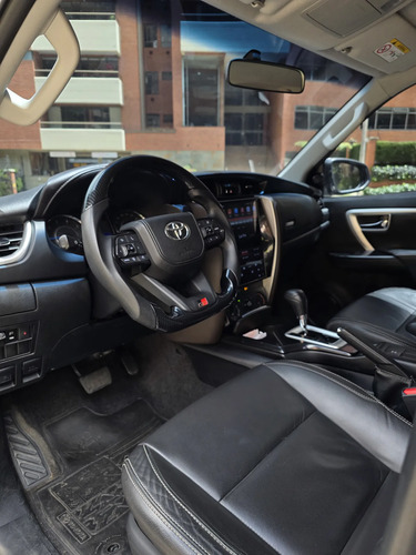 Toyota Fortuner 2.4 Street At 7As