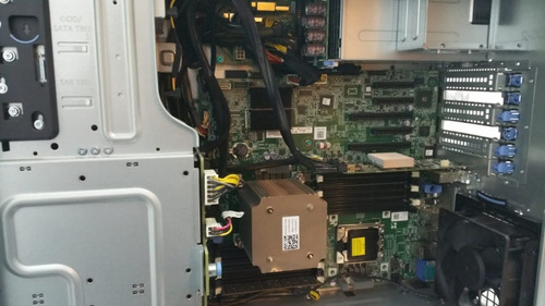 Imagem 2 de 10 de Servidor Dell Power Edge T420 2xeon 2hds Sas 16 Gigas C/nf