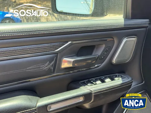 Dodge Ram 1500 Limited 5.7 4x4 2019