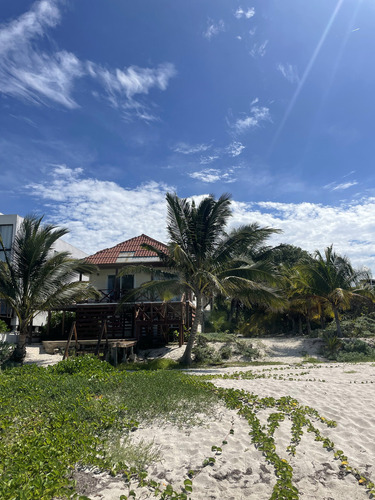 Casa En Venta, En Mérida, San Benito, Playa