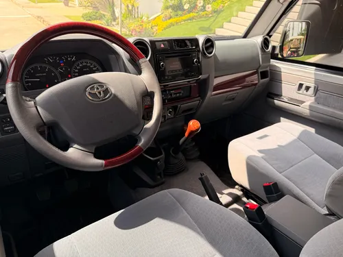 Toyota Land Cruiser Vdj76 Lx 2022 Diesel V8 Blindada