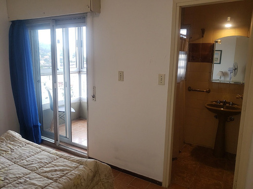 Apartamento Frente Al Mar En El Centro De Piriapolis