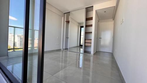 Departamento En Venta, 3 Ambientes En Flores