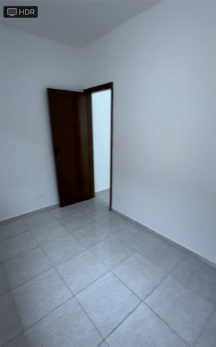 Oportunidade Casa Com 2 Quartos E Garagem Em Condomínio Fechado