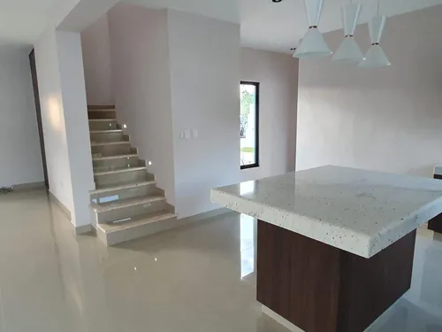 Casa Mod Boste Con Piscina En Praderas Del Mayab, Carretera Chicxulub Puerto
