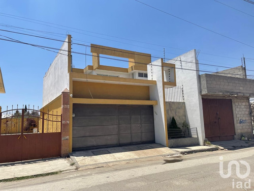 Venta Casa 3 Ambientes De Santiago