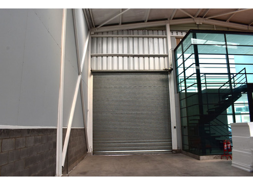 Imagen 17 de 30 de Venta Bodegas Industriales 493,77 M2 Con Oficinas, Panameri