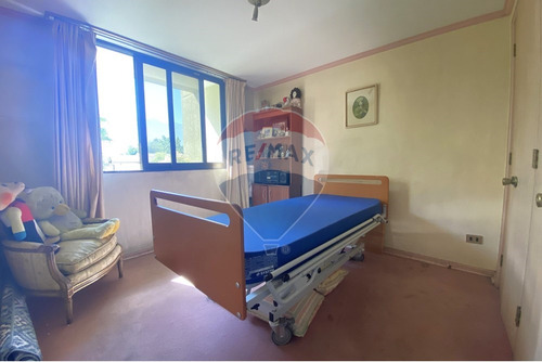 Departamento En Eje Manquehue - Colón