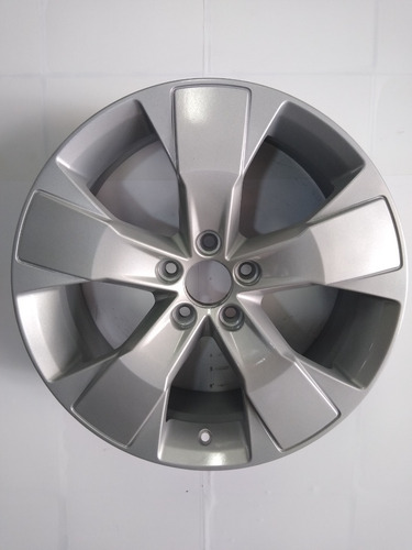 Roda Volvo Xc4 Xc 40 T4 Aro 18 Prata Original M L Rodas