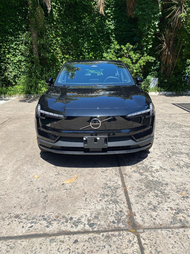 Volvo EX30 0.0 Core E40 (405 Km)