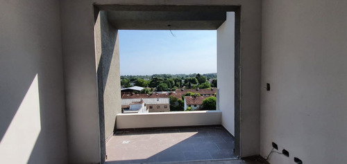Imagen 11 de 18 de Departamento En Venta En Edificio Serrano