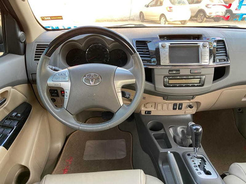 Imagem 6 de 14 de Toyota Hilux Sw4 Srv-at 4x4 3.0tb-ic 16v