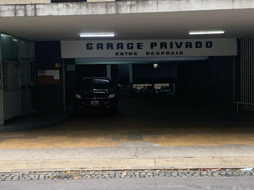 Imagen 3 de 7 de Venta De Cochera Cubierta En Barrio Norte