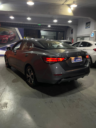 Nissan Sentra 2.0 Advance
