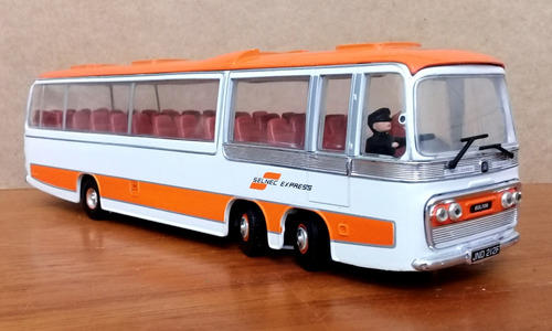 Miniatura De Ônibus Bedford Val