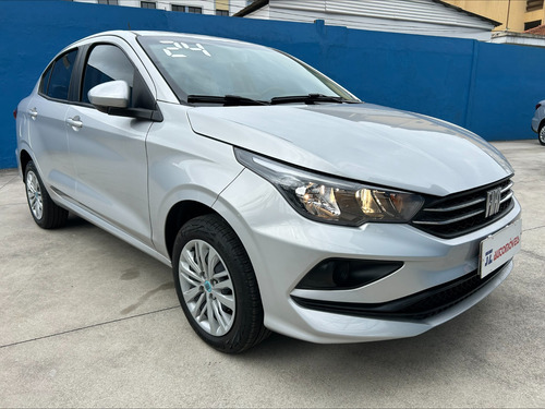 Fiat Cronos 1.3 Drive Flex 4p