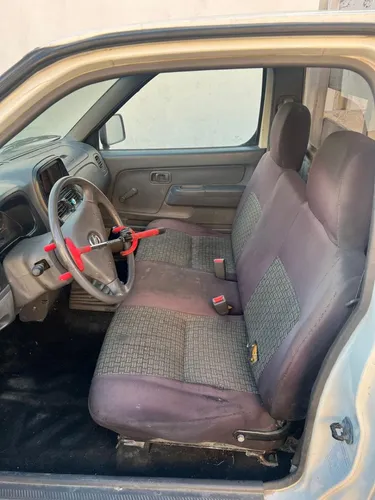 Nissan NP300 2.4 Chasis Dh Mt